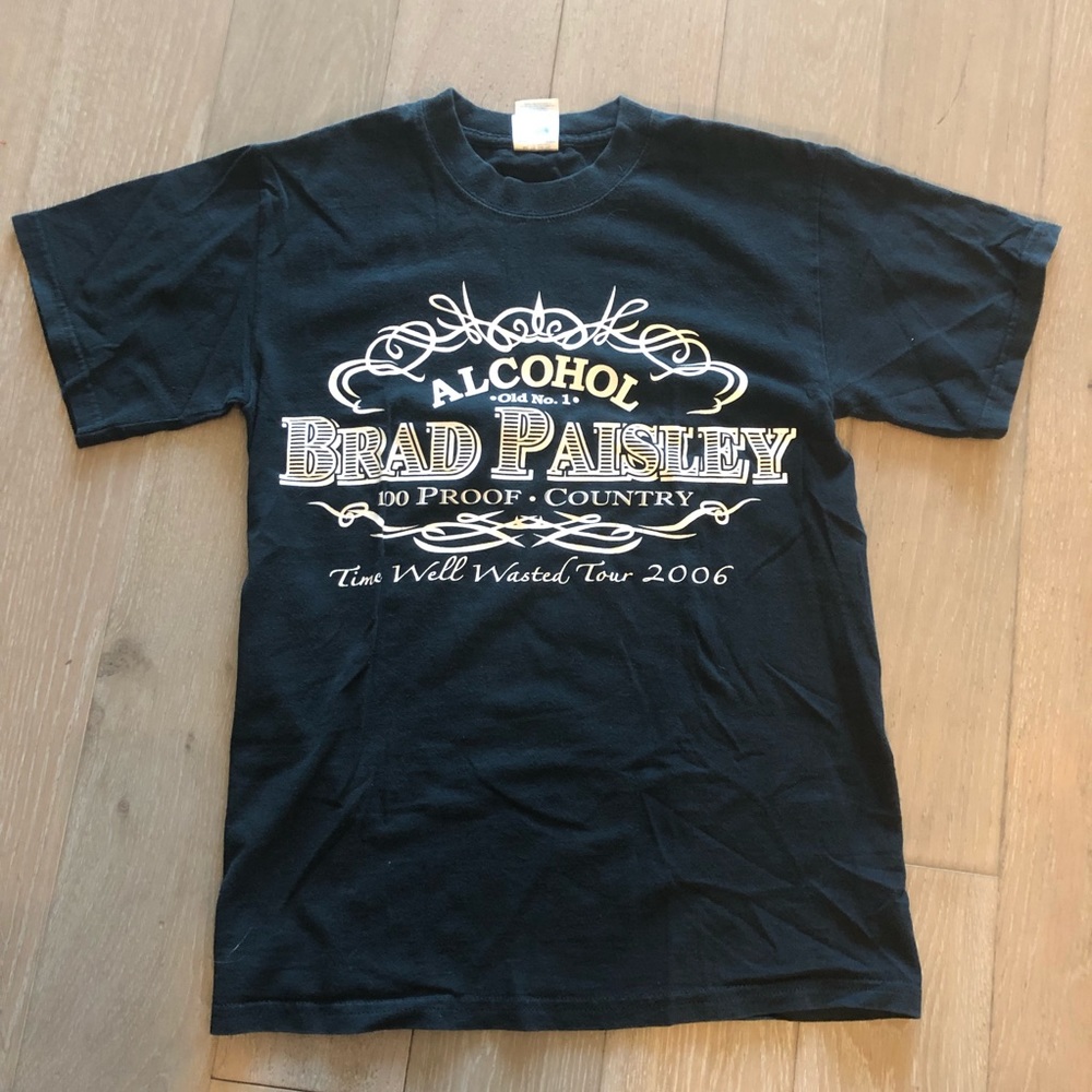 🦄3 for $10🦄 Brad Paisley Concert T-shirt